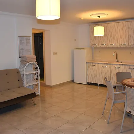 Aparthotel Moonlight Apart İçmeler