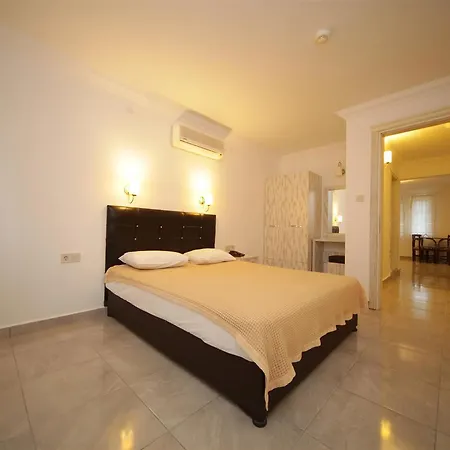 Moonlight Apart Aparthotel İçmeler